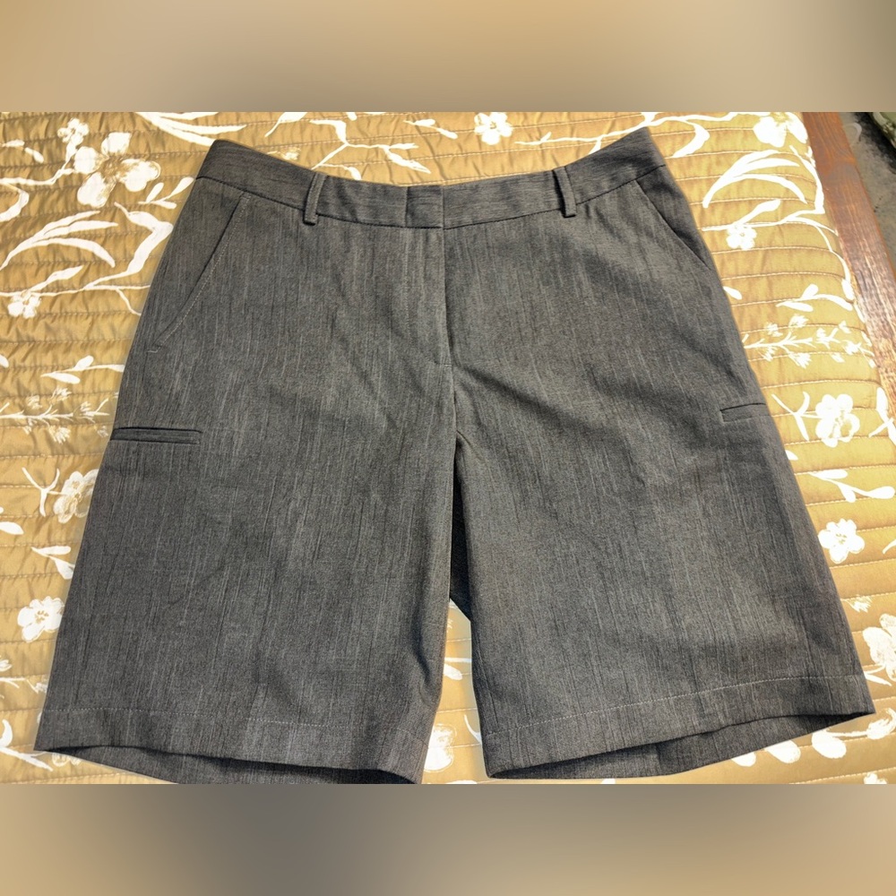 Regeneration By‎ Cintas Work Career Shorts Women's Size 8